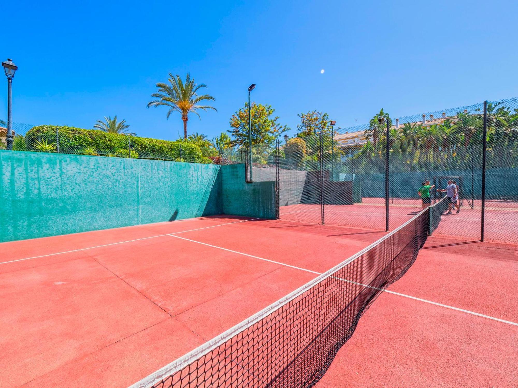 Cubo's Dama De Noche Pool & Tennis Appartement *